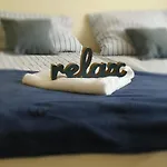 Azur Apartament *